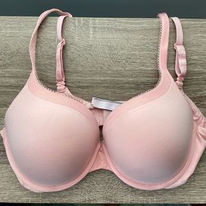 Body by Victoria’s Secret Bra 34D, pink